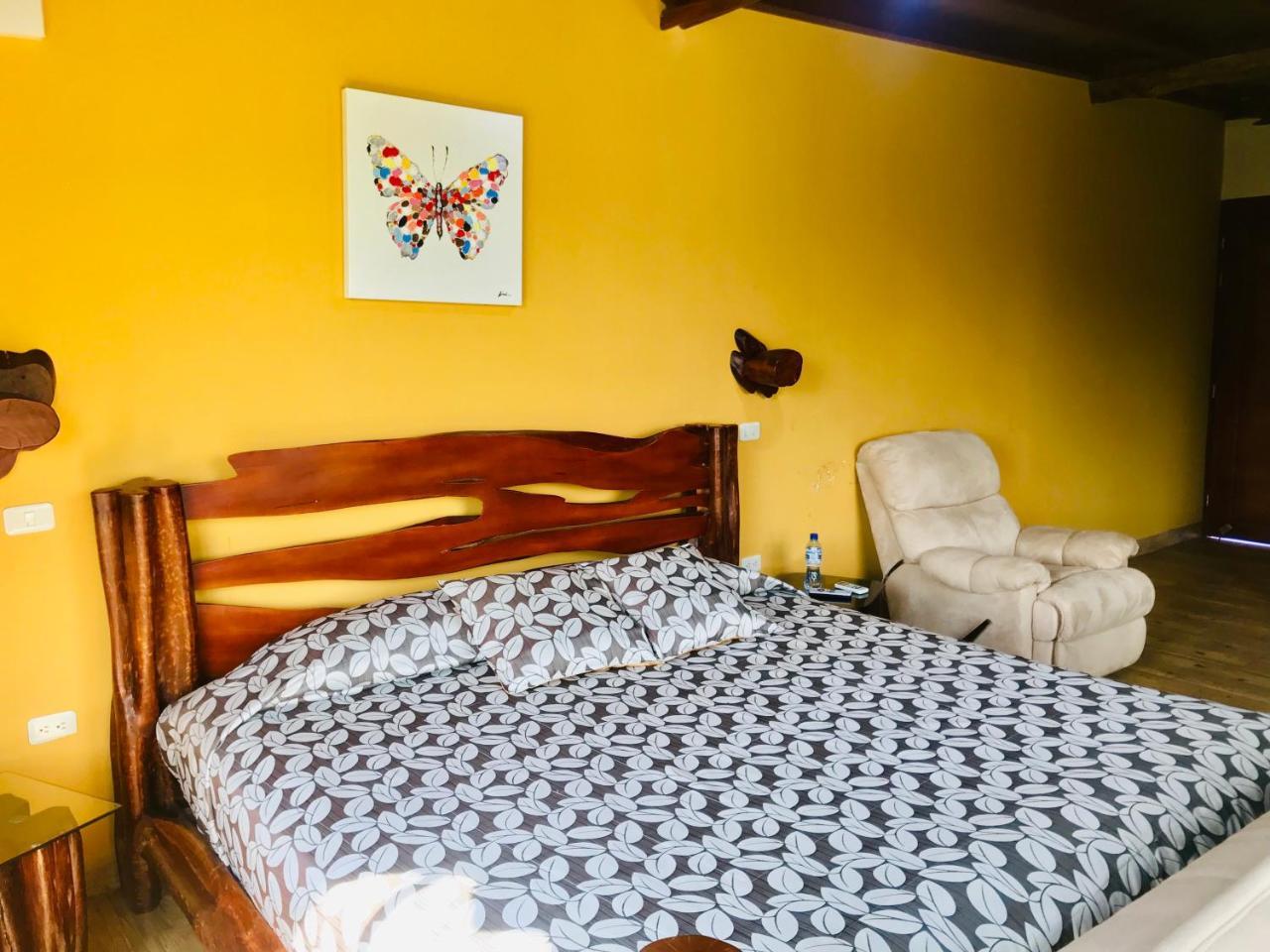 Hosteria Tierra Dorada Yantzaza Ngoại thất bức ảnh